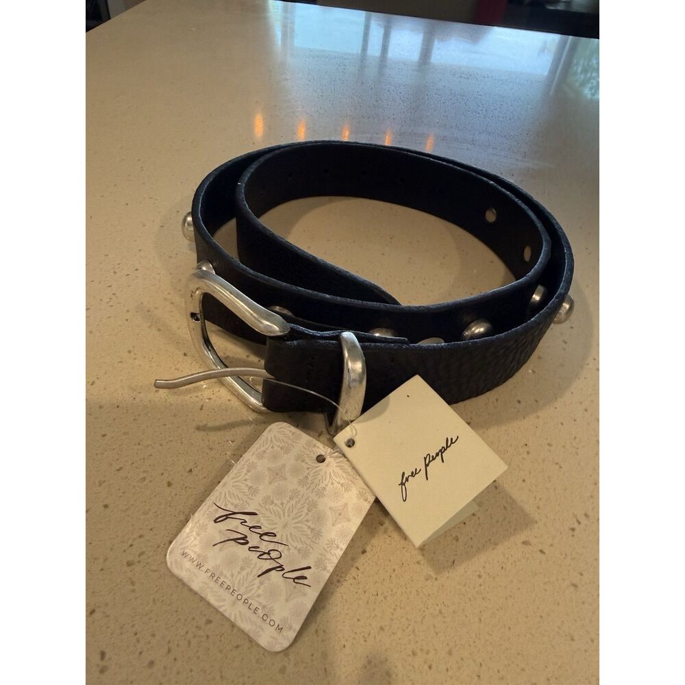 Free People Rhodes Stud Belt SM NWT - Picture 4 of 6